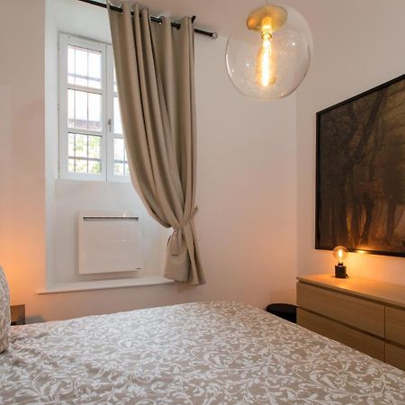 Le Griffon Apartment Colmar Bagian luar foto